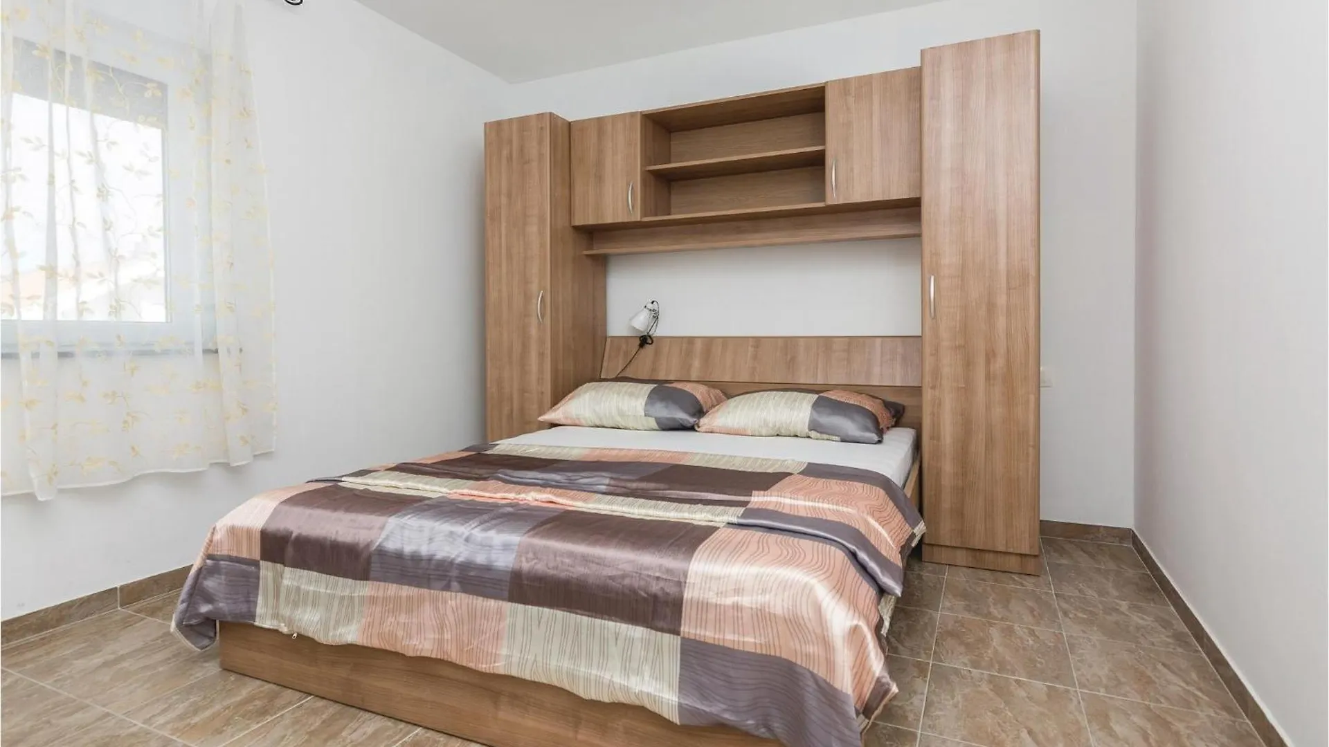 2 Bedroom Cozy Apartment In Vir 0*,  Croatia